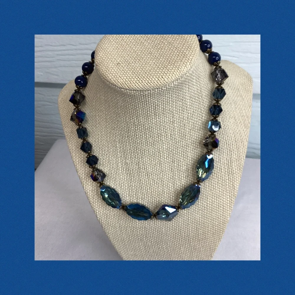 Elegant Blue Beaded Necklace